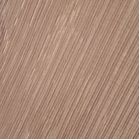 New Ann Taylor top - Picture 3 of 3